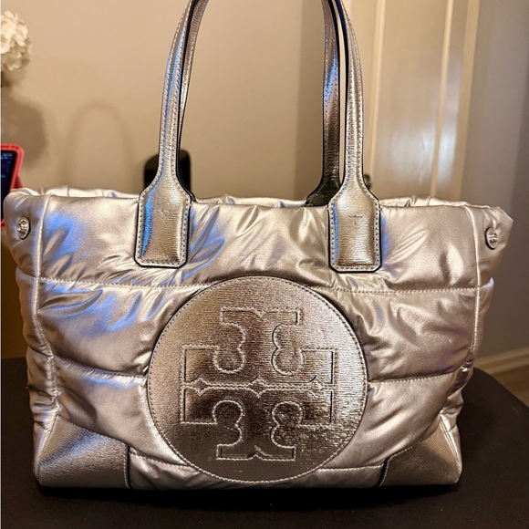 Tory Burch Handbags - Tory Burch Metallic Silver Puffer Tote